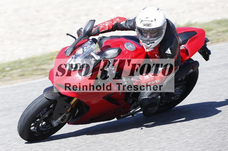 /05 07.04.2026 Cornu Master School ADR/Gruppe rot/25